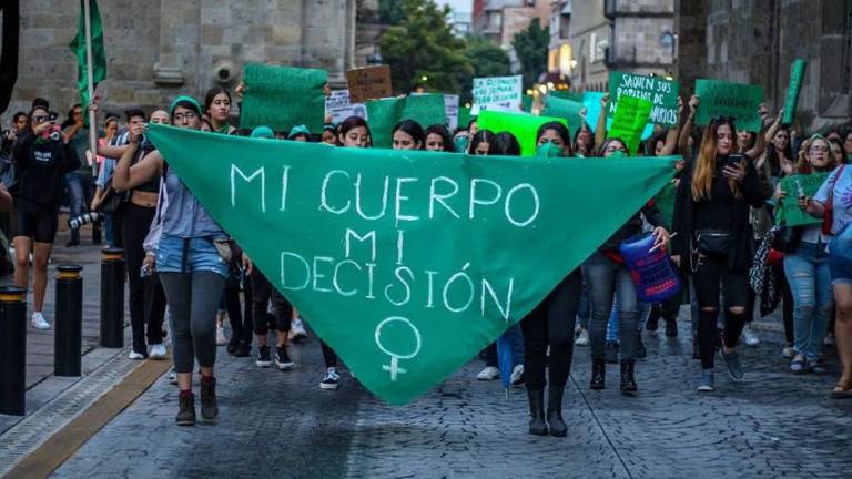 Feministas luchan por la despenalización del aborto.