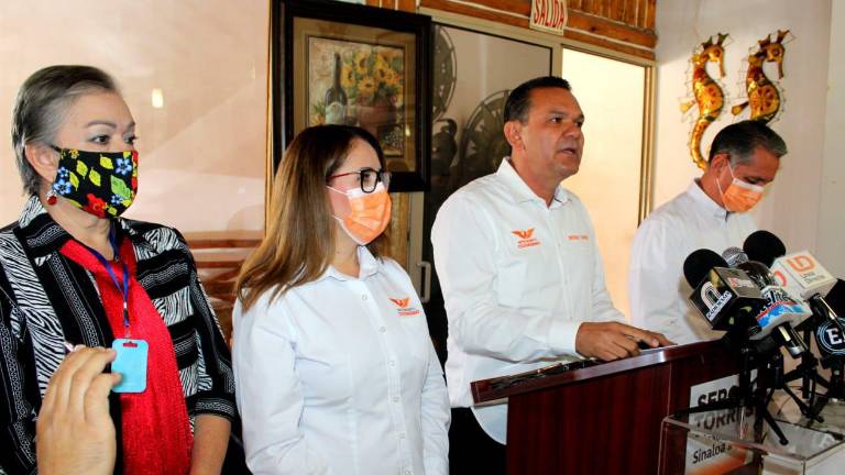 Sergio Torres Félix elogió a los candidatos de los municipios con los que hará fórmula en las elecciones del 6 de junio.