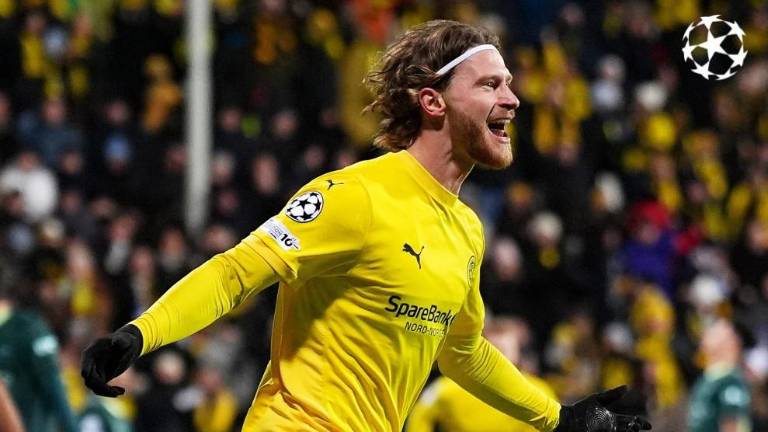 Kasper Waarst Hogh fue el verdugo del Manchester City.