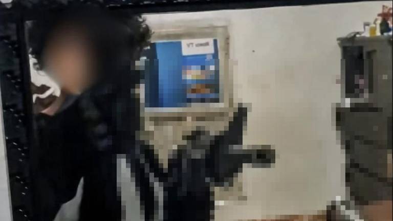 El ataque fue directo y premeditado contra las docentes, según el análisis del sistema de videovigilancia escolar (DVR) del plantel.