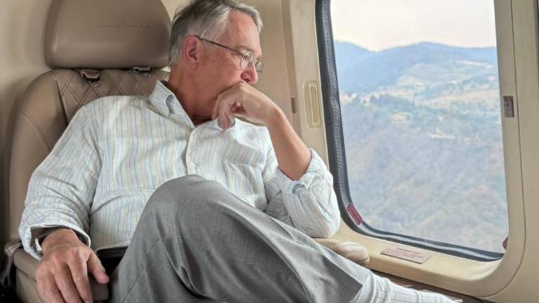 El empresario Ricardo Salinas Pliego pagó una fianza en Estados Unidos para no ser detenido.