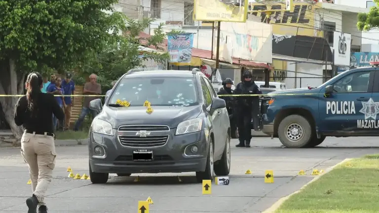 México Unido Contra la Delincuencia documenta más de 200 mil asesinatos ocurridos en el sexenio de AMLO.