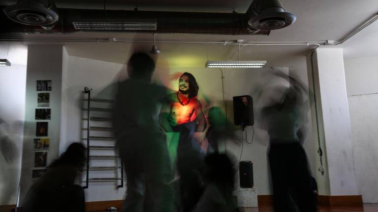 El nombre de Max Corrales es ahora el de uno de los salones de la danza en la Escuela de Artes José Limón.