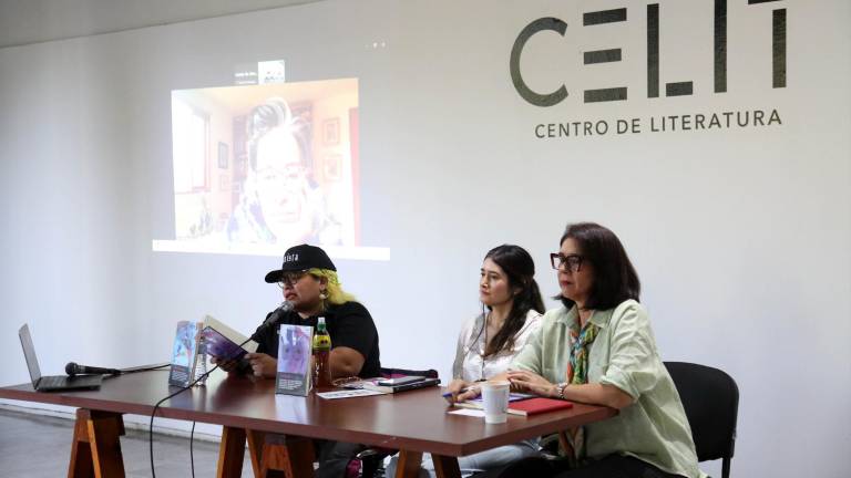 Presentan el libro Tsunami 3, de Gabriela Jáuregui.