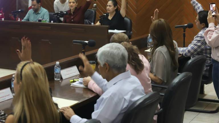 El Cabildo de Mazatlán aprueba en sesión extraordinaria el addendum para que el Gran Acuario pague el adeudo con el Municipio.