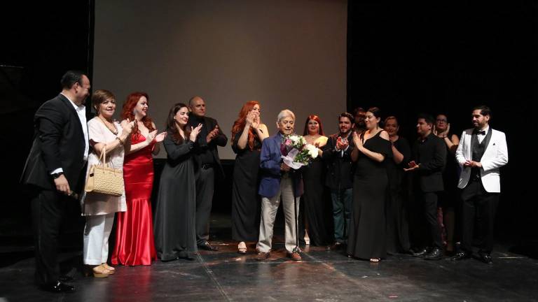 David Ramírez Hernánez es homenajeado con un emotivo concierto con el TAOS.