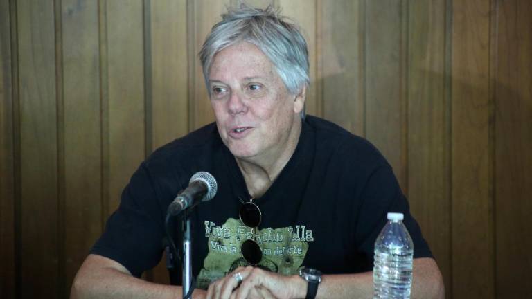 ’Virulo’ lleva 30 años visitando estas tierras sinaloenses ininterrumpidamente y siempre con teatro lleno.