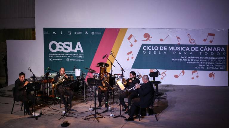 Viven una Noche de jazz y metales con la OSSLA en el ágora del Isic