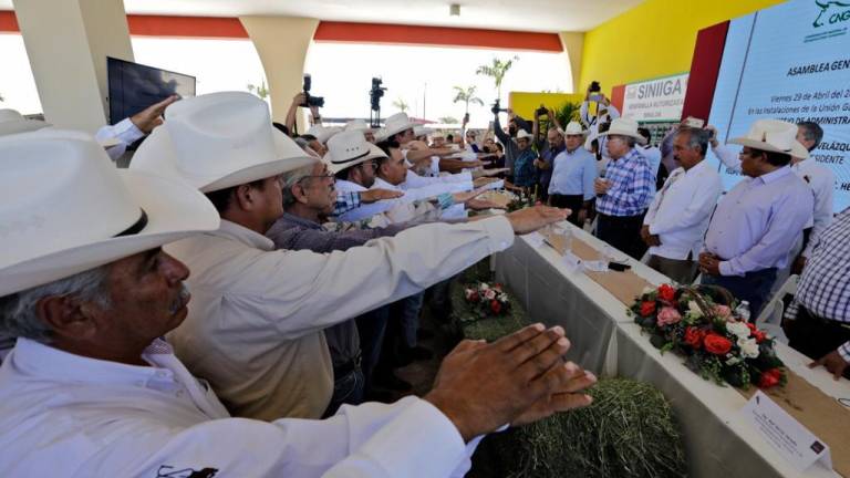 La toma de protesta del nuevo presidente de la Unión Ganadera Regional de Sinaloa.