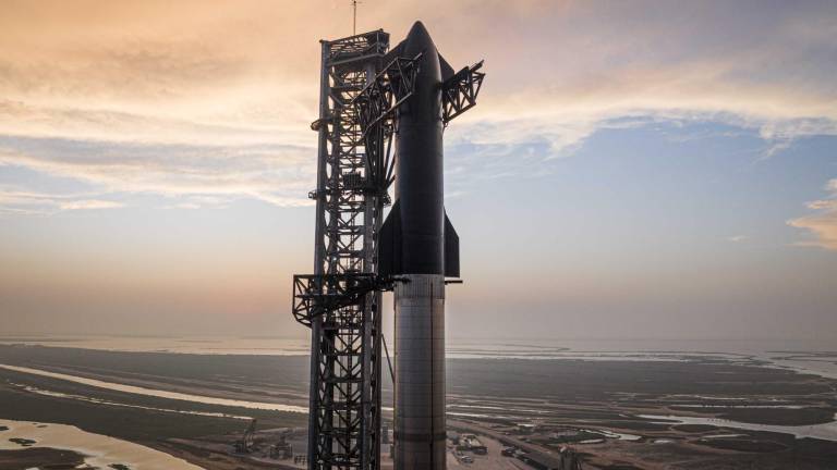 Explota el cohete Starship, de Space X, en su primer lanzamiento de prueba