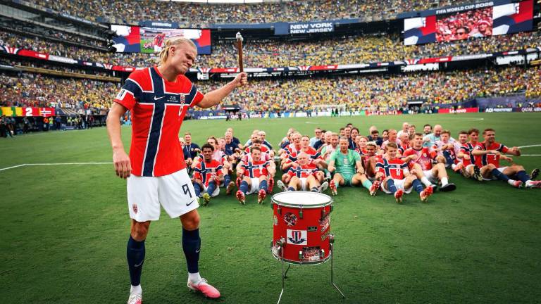 El goleador de Noruega, nacido en Leeds, se medirá por primera vez a Inglaterra en una Copa del Mundo.