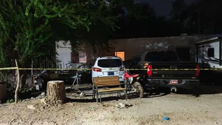 El domicilio donde fueron encontrados Antonia y Daniel quedó resguardado tras la tragedia.