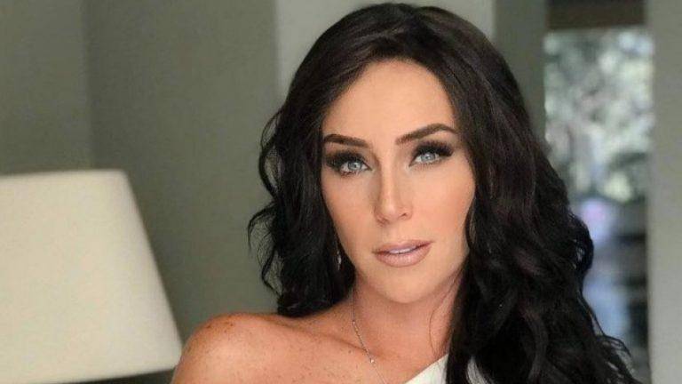 La conductora es buscada por lavado de dinero.