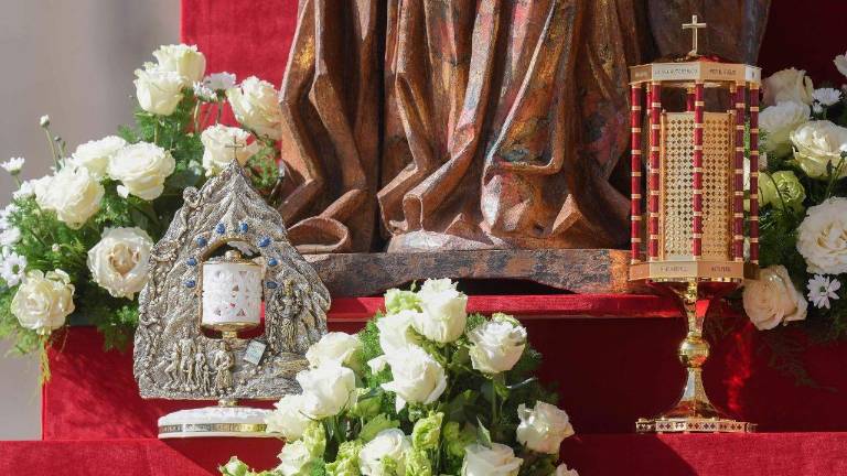 Reliquias de los dos nuevos santos.