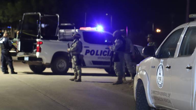 La noche del viernes un elemento de la Policía Municipal de Mazatlán fue asesinado en la Colonia Ampliación Flores Magón.