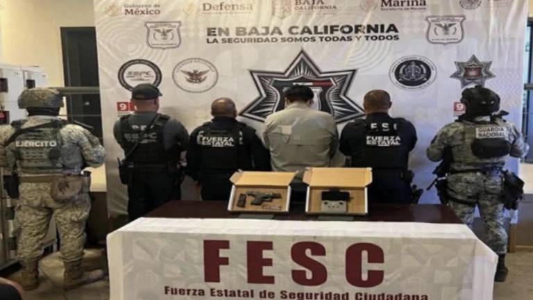 Un hombre fue detenido en la frontera de México y Estados Unidos operando un dron.