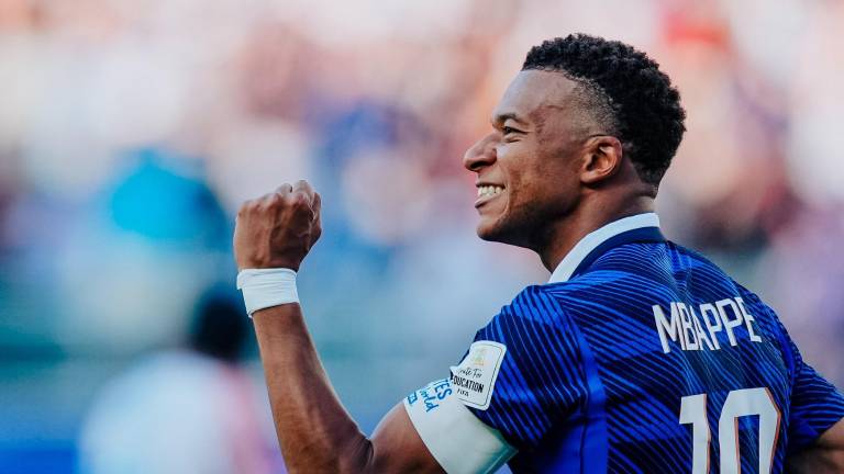 Mbappé elogia a Francia tras eliminar a Paraguay.