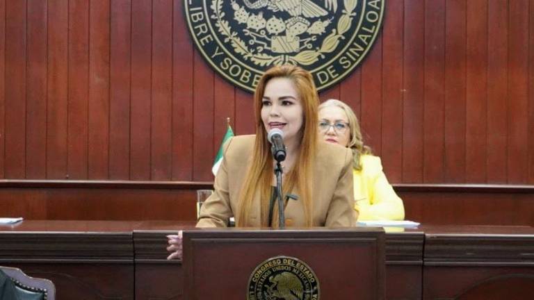 La camioneta de la diputada Paola Gárate fue hallada abandonada sobre La Costerita.