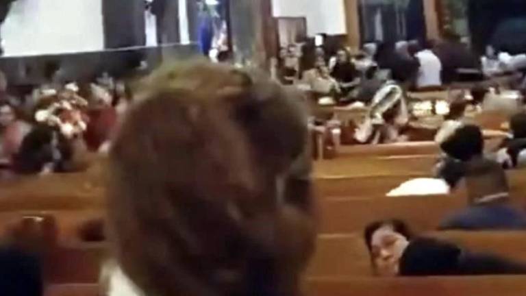 La agresión ocurrió sobre la calle Zaragoza, mientras decenas de familias y danzantes participaban en los festejos en honor a la Santísima Virgen de la Merced.