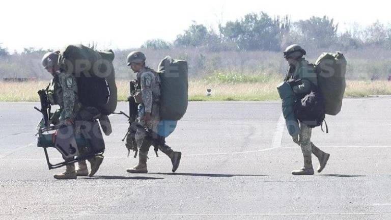 Elementos de las Fuerzas Especiales arribaron a la Base Aérea Militar para integrarse a patrullajes.