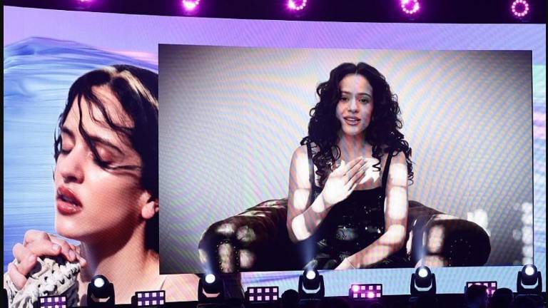 Rosalía consolidó un regreso que, tras el lanzamiento de su aclamado disco Lux, ha reventado cualquier molde previo.