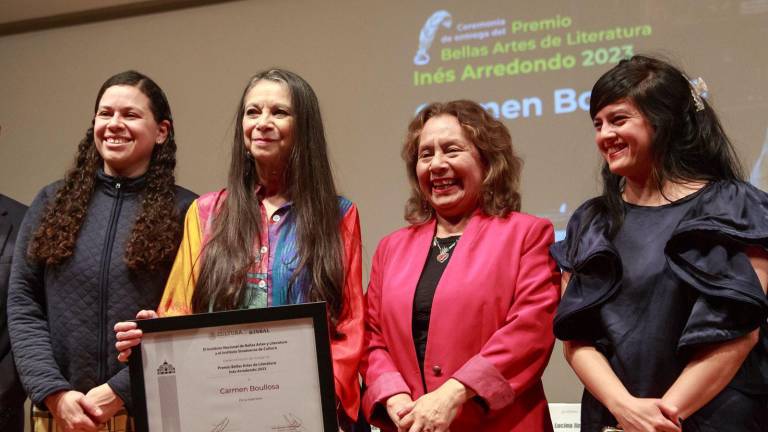 Karen Villeda, Carmen Boullosa, Lucina Jiménez y Brenda Lozano.