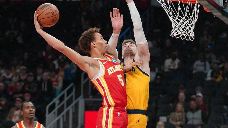 Dyson Daniels anotó 22 puntos para aportar en el triunfo de los Hawks.