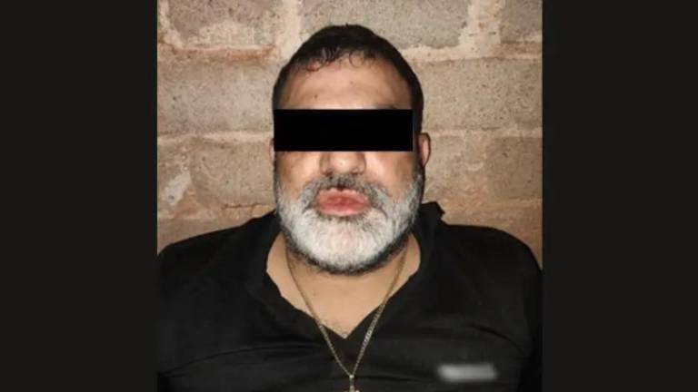 Fuerzas federales detuvieron en Badiraguato, Sinaloa, a Valerio Sainz junto con siete integrantes de su grupo durante un operativo.