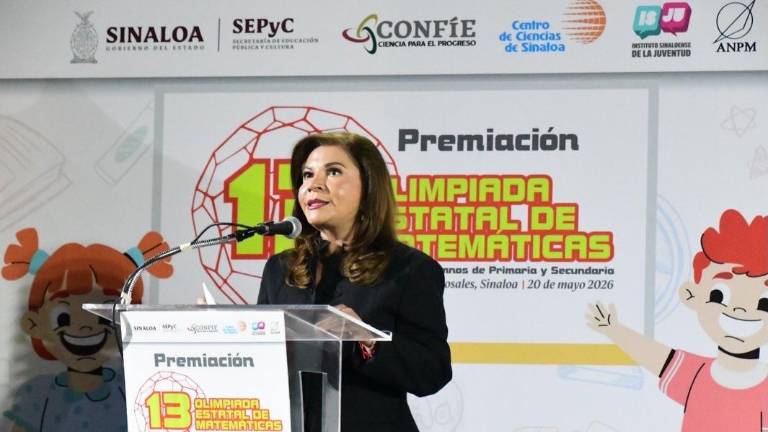 Gloria Himelda Felix Niebla, Secretaria de Educación en Sinaloa.