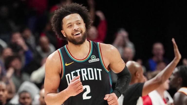 Cade Cunningham cargó con el peso ofensivo en el triunfo de los Pistons sobre los Hawks.