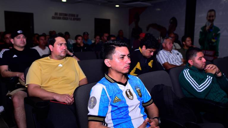 El programa Sinaloa Semillero de Campeones fortalece la capacitación a promotores deportivos.