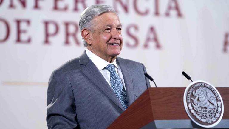 López Obrador cuestionó por qué los medios en EU no hablan de los cárteles de ese País.