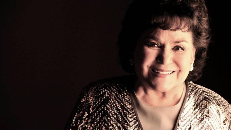 Carmen Salinas toda una vida dedicada al mundo del espectáculo, falleció a la edad de 82 años.