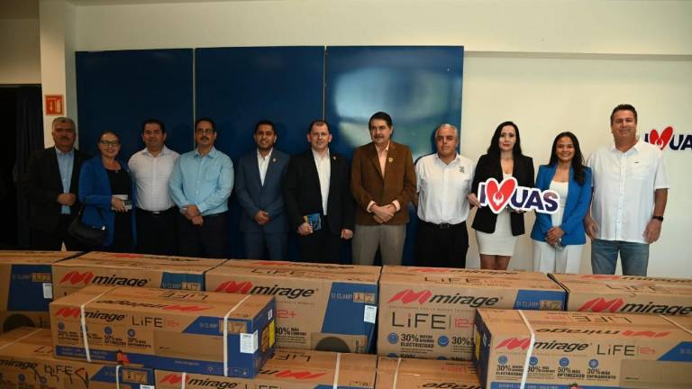 La compra de los 350 minisplits se acordó el pasado 15 de agosto.