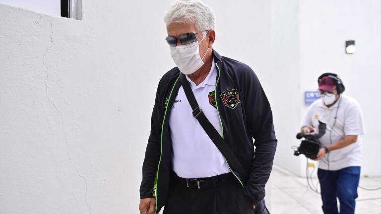 Ricardo “Tuca” Ferretti es sancionado.