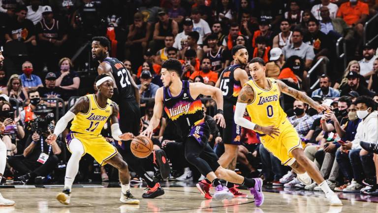 Lakers extraña a Anthony Davis y Suns se adelanta 3-2 en la serie