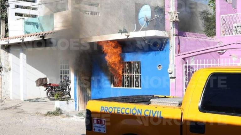 Una vivienda se incendió en la Colonia Flores Magón, en Mazatlán.