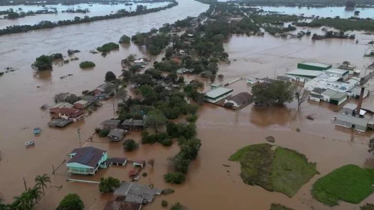 Lluvias al sur de Brasil dejan al menos 40 fallecidos