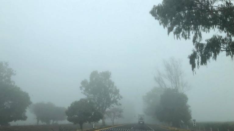 Cubre neblina kilómetros de la autopista entre Culiacán y Elota