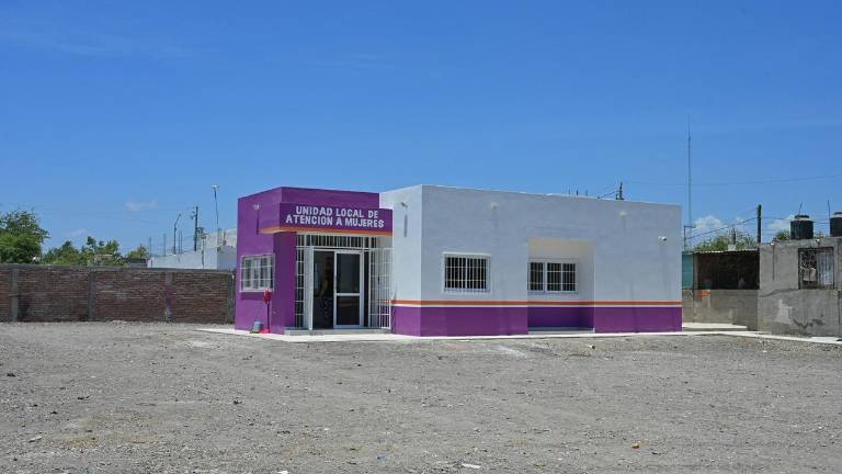Autoridades estatales y municipales alistan en Villa Unión una Unidad Local de Atención a Mujeres.