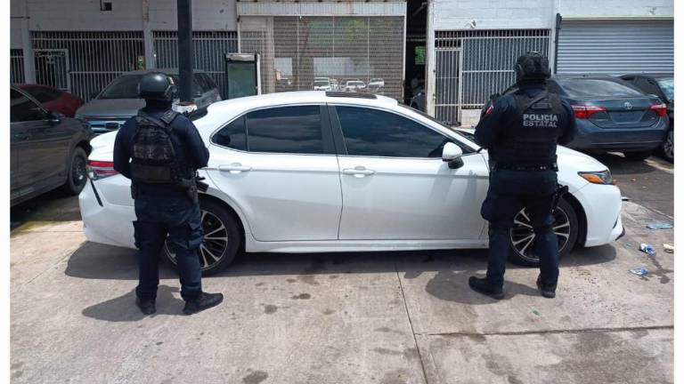 Durante operativos, fueron recuperados cinco vehículos con reporte de robo.