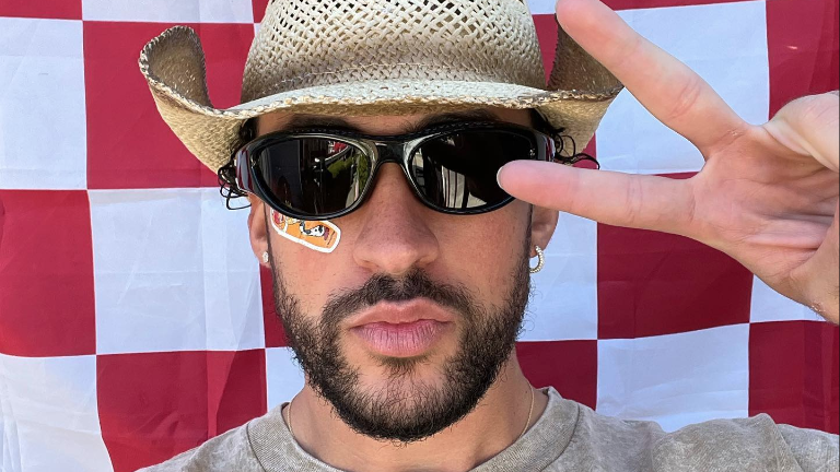 Bad Bunny es investigado por evasión de impuestos en Perú.