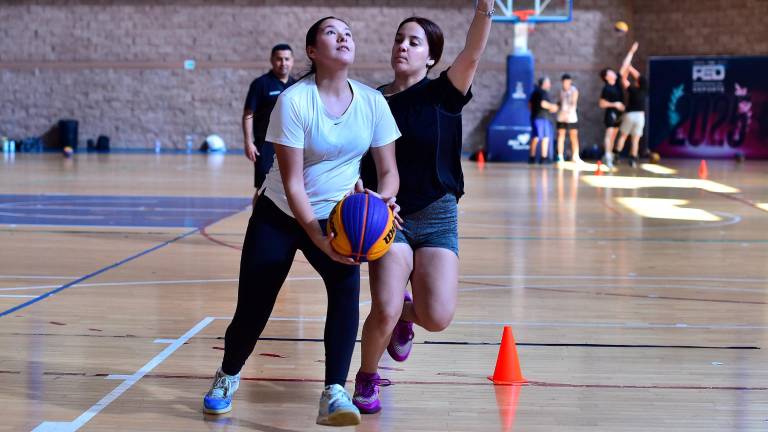 Los entrenamientos para integrar los selectivos culiacanenses de baloncesto han estado intensos.
