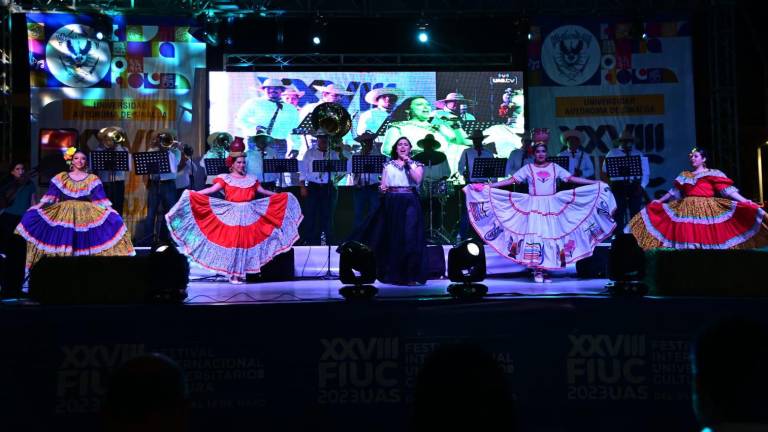 Con ritmo popular mexicano inicia el Festival Universitario de la Cultura
