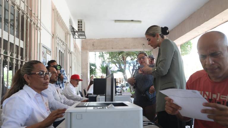 La Alcaldesa de Mazatlán Estrella Palacios Domínguez llama a provechar los descuentos en el pago del Impuesto Predial.