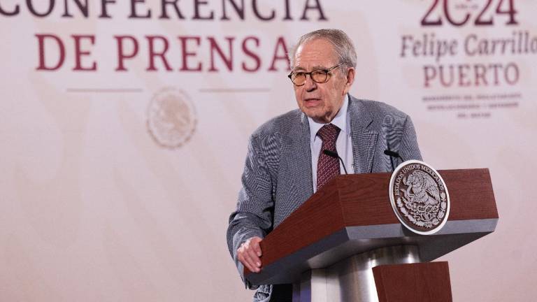 Jorge Alcocer, Secretario de Salud del Gobierno federal, aclara que el paciente infectado con gripe aviar no falleció por el virus, sino por otros padecimientos.