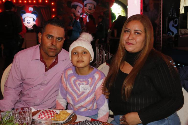 Celebra Ganac su tradicional posada con fiesta circense