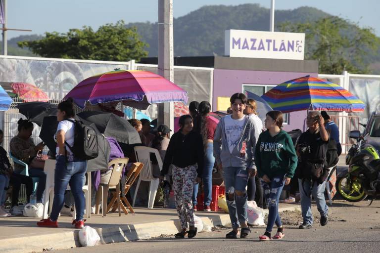 Se agotan boletos para el concierto de Kimberly Loaiza y Juan de Dios Pantoja en Mazatlán