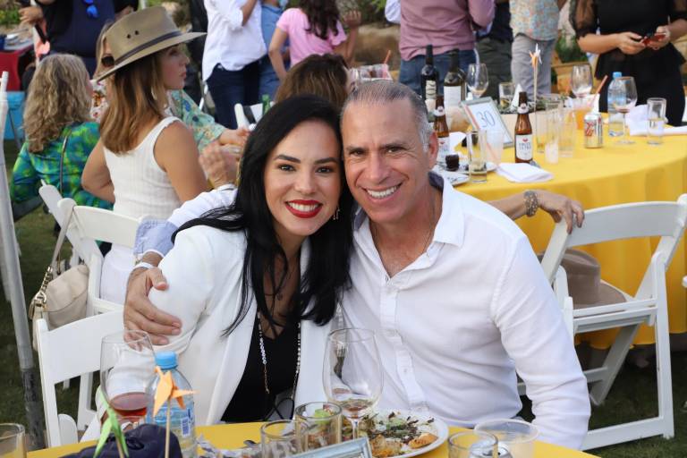 Cocinan chefs para ayudar al Centro de Readaptación Social