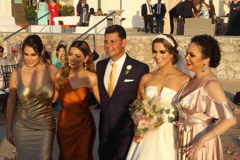 Rebeca y Juan Carlos celebran su boda civil